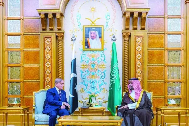 PM Shehbaz Sharif Heads to Riyadh for High-Stakes FII Conference to Boost Pakistan's Economy