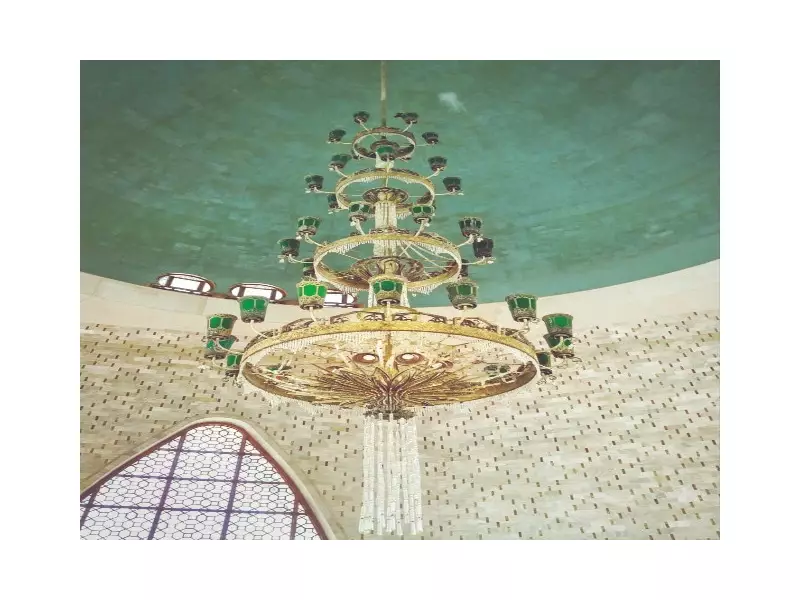 Historic Chandelier from Mazar-e-Quaid Finds New Home at National Museum of Pakistan