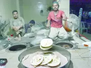 Karachi Bread Crisis Averted: Bakers Call Off Strike After Flour Price Agreement