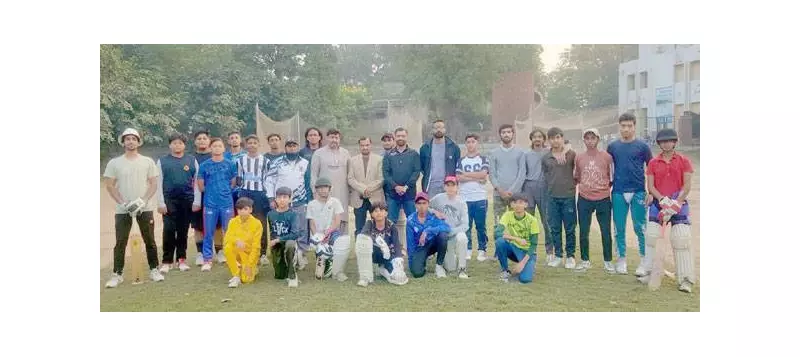 LRCA Manager Visits Lahore Clubs, Calls Club Cricket Pakistan's Foundation
