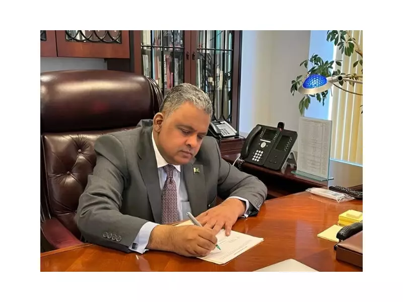 Pakistan, US Vow to Deepen Ties in Key Meeting with New Envoy