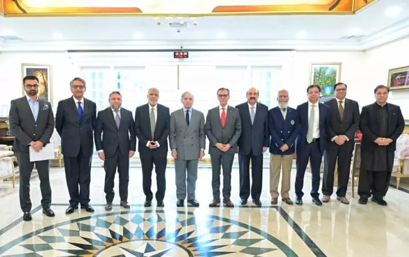 PM Directs Acceleration of Jinnah Medical Complex Upgradation