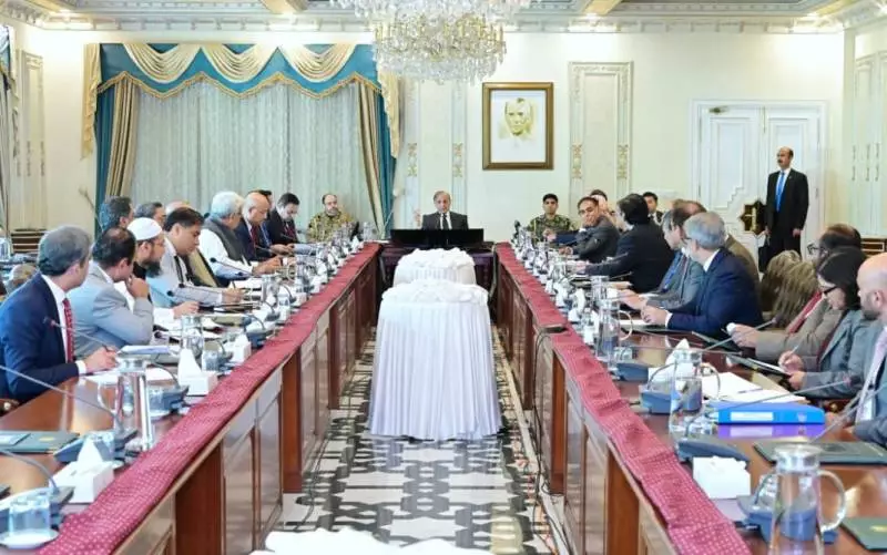 PM Shehbaz Sharif Pushes Digital Economy to Curb Corruption & Boost Growth