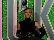 Cynthia Erivo Stunned as Fan Returns Missing Premiere Hat