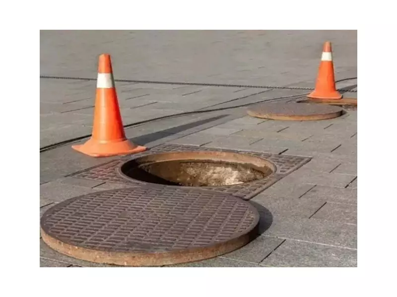 Faisalabad Launches 13-Zone Crackdown on Uncovered Manholes After Tragedies