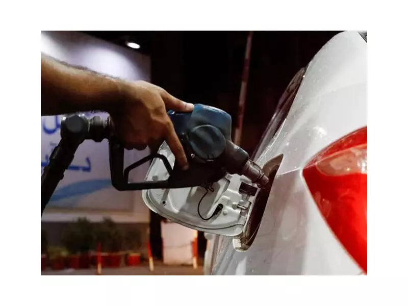 Govt Slashes Diesel Price by Rs14 per Litre, Keeps Petrol Unchanged