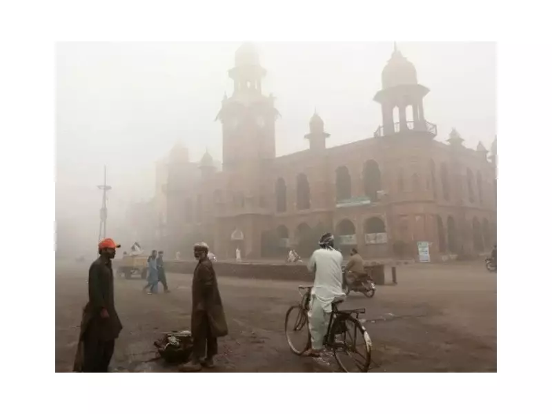 Lahore Ranks 2nd Globally as Smog Chokes Punjab with AQI Hitting 565