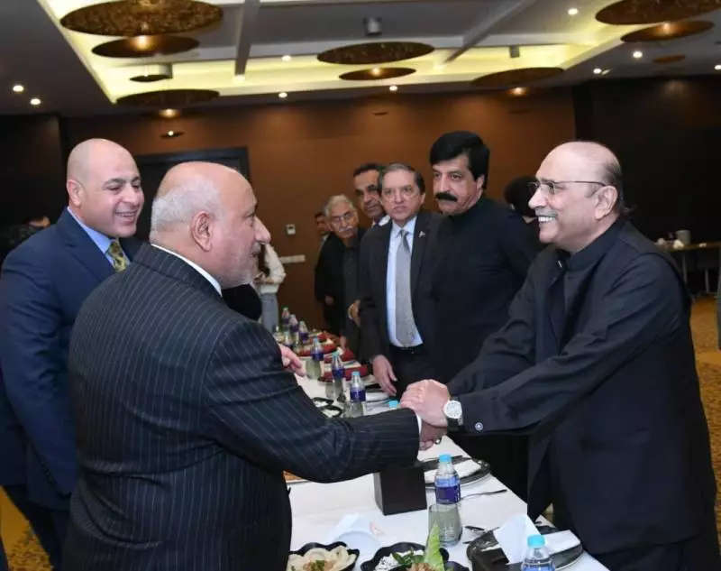 President Zardari in Karbala: Talks on Heritage & Tourism with Iraqi Governor