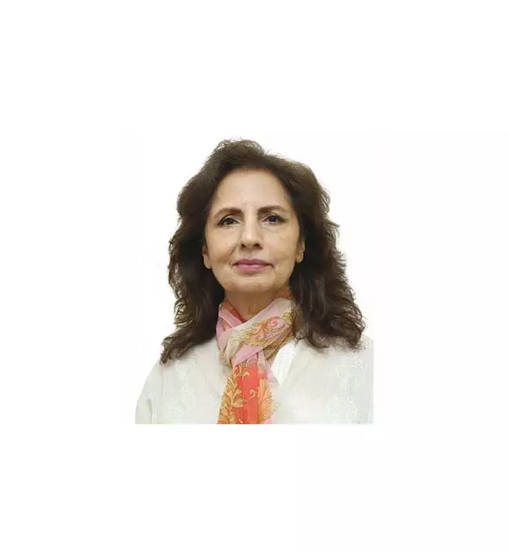Shaukat Khanum Hospital Honors Dr. Neelam Siddiqui with Memorial Plaque