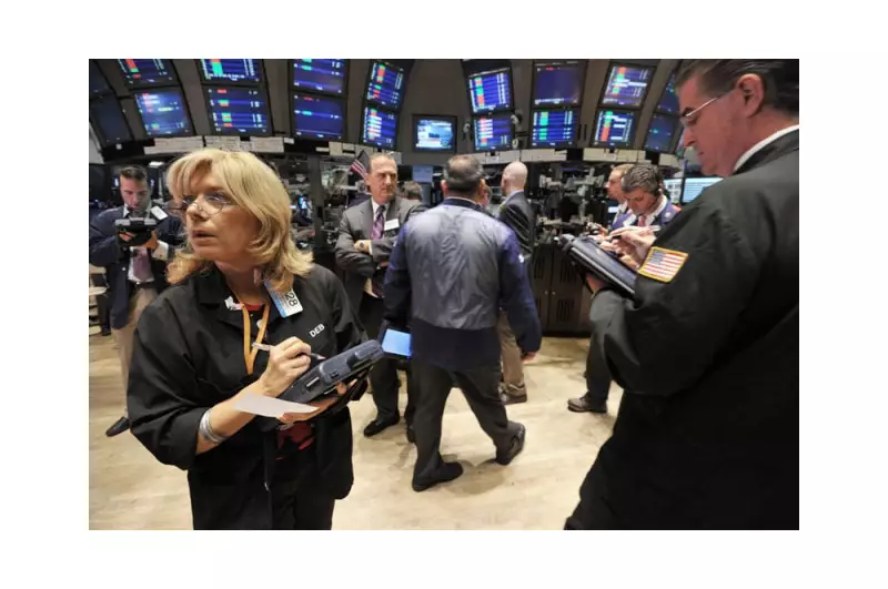 US Stock Market Posts Weekly Gains Amid Economic Data and Fed Speculation