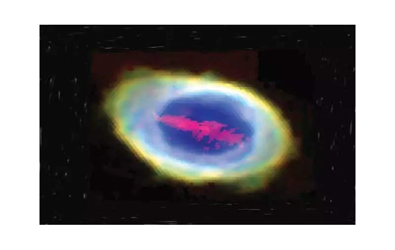 Astronomers Discover Mysterious Iron Bar in Ring Nebula Using New Telescope Tech
