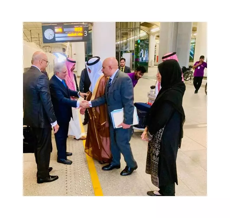 DPM Arrives in Jeddah for Key OIC Summit on Palestine