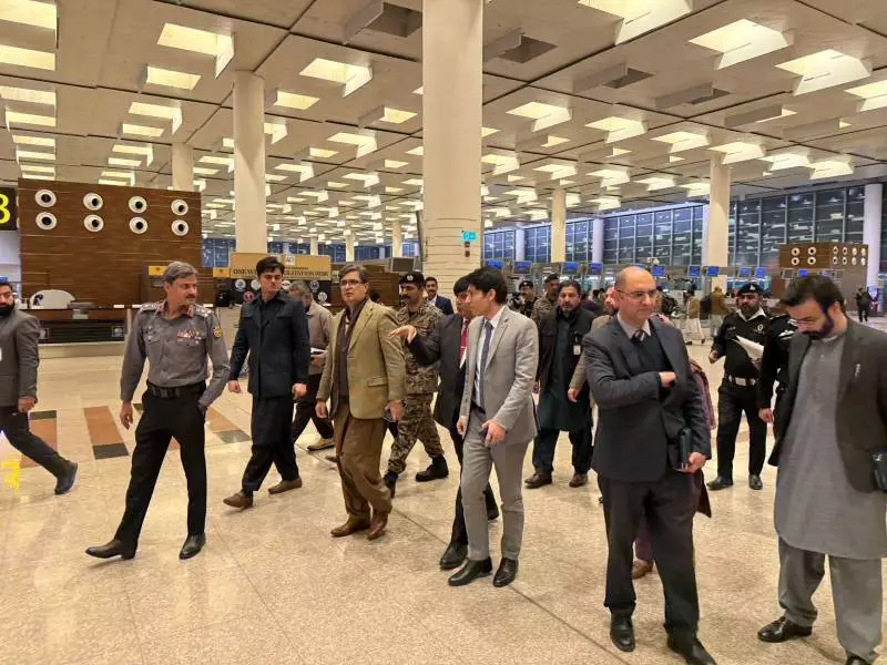 FIA DG Reviews Islamabad Airport Immigration, Orders E-Gates & App