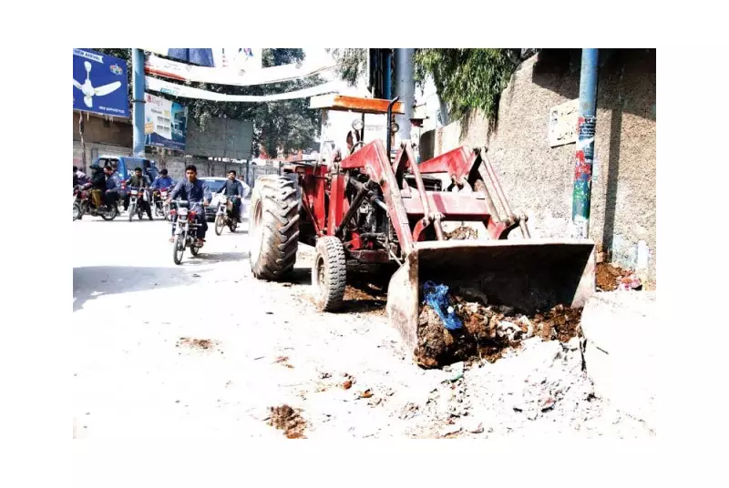 Illegal Parking Chokes Lahore's City Centre, Causing Major Traffic Jams
