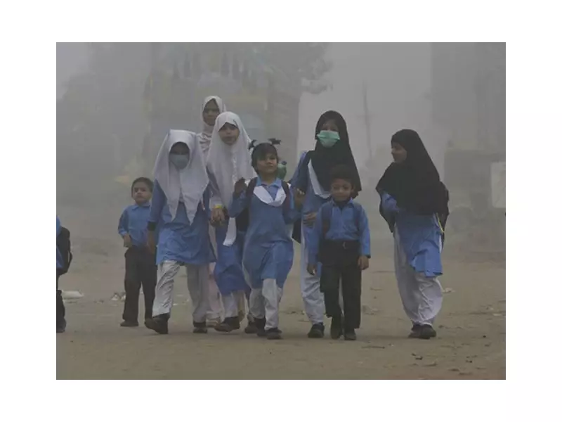 Many Private Schools Defy Revised Winter Timings in Pakistan