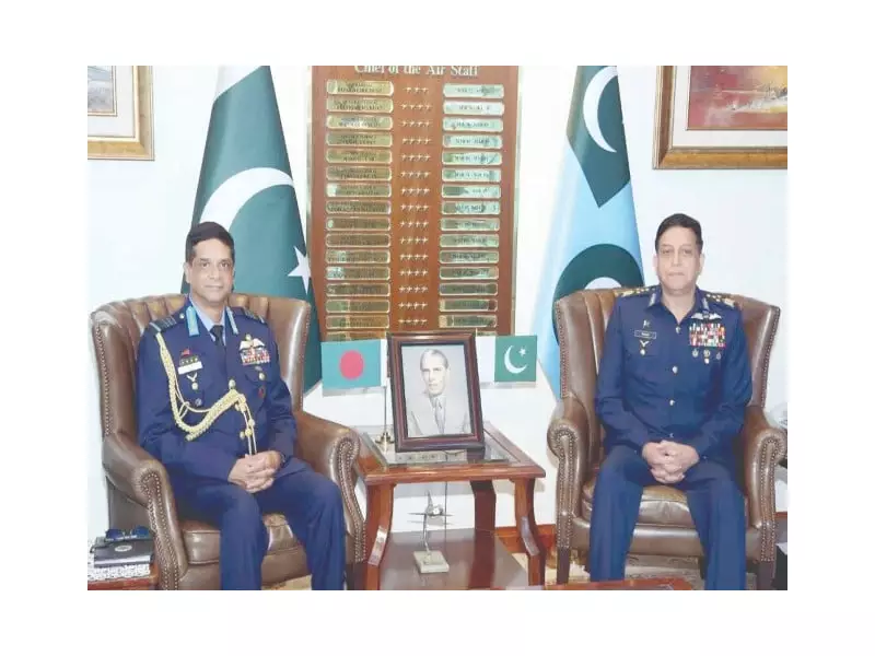 Pakistan, Bangladesh Deepen Defence Ties; JF-17 Thunder Deal Discussed