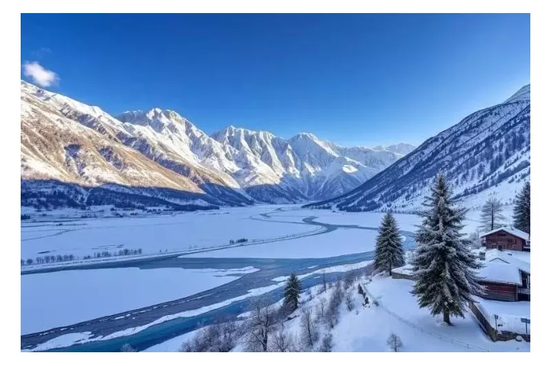 Pakistan Shivers: Hunza Hits -21°C, Fog Paralyzes Motorways