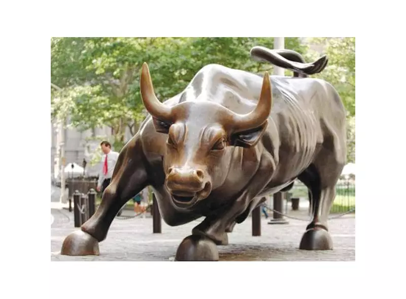 PSX KSE-100 Index Extends Bearish Run, Sheds 385 Points Amid Mixed Trading