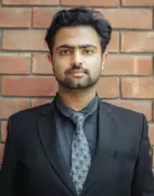 Pakistan's Middle Class Crisis: Cultural Spending Habits and Economic Realities