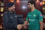 Sindh IGP Javed Alam Odho Meets Fast Bowler Shahnawaz Dahani at CPO Karachi