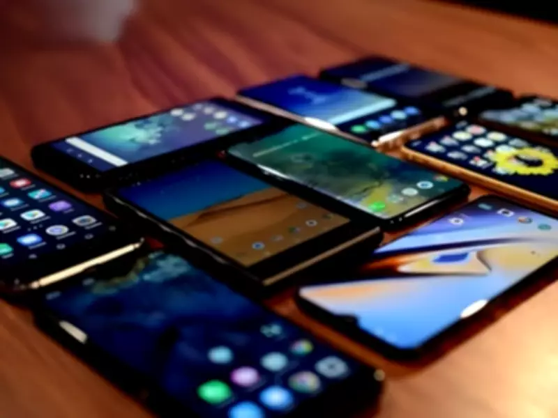 Pakistan May Impose Excise Duty on Mobile Phone Imports