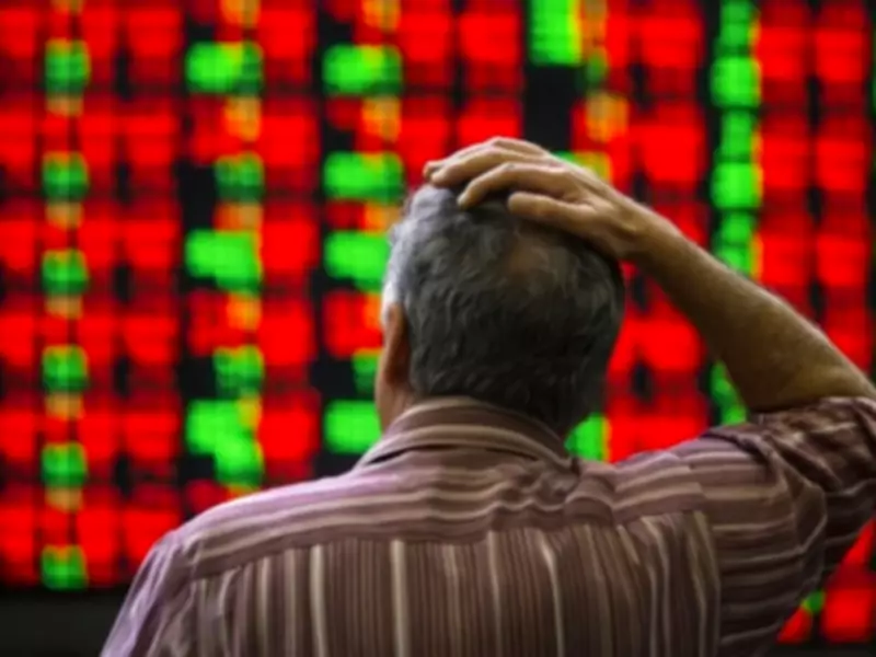 PSX Extends Losses for Third Day Amid Futures Rollover and Weak Sentiment