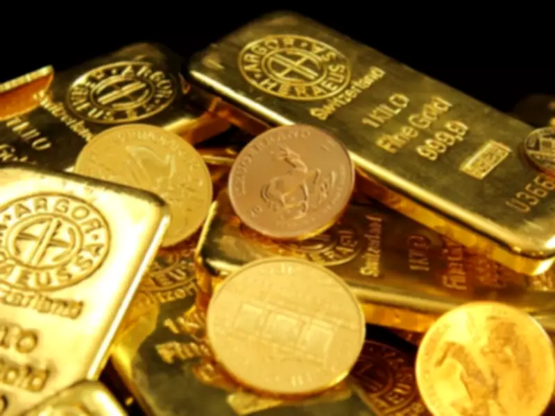Gold Prices in Pakistan Drop by Rs 1,000 per Tola to Rs 467,262
