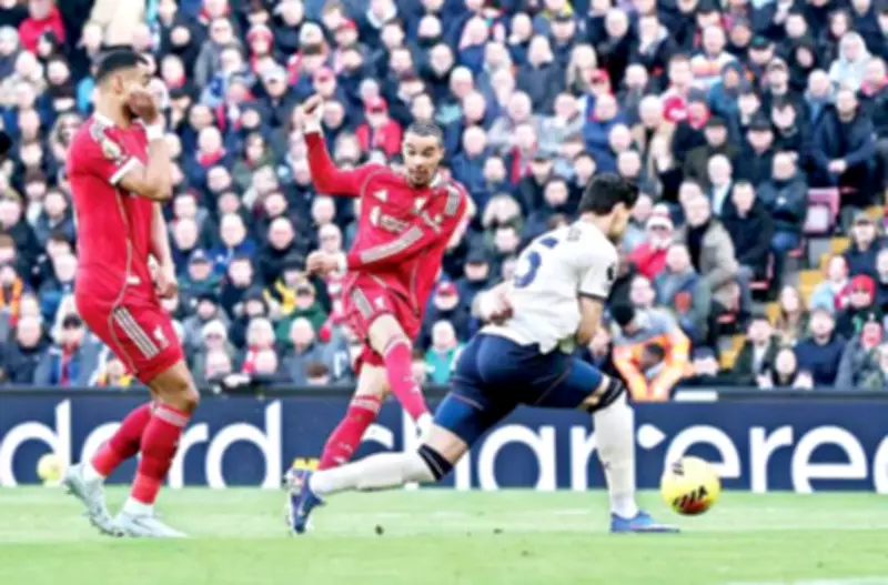 Liverpool Secures 5-2 Premier League Win Over West Ham with Set-Piece Dominance