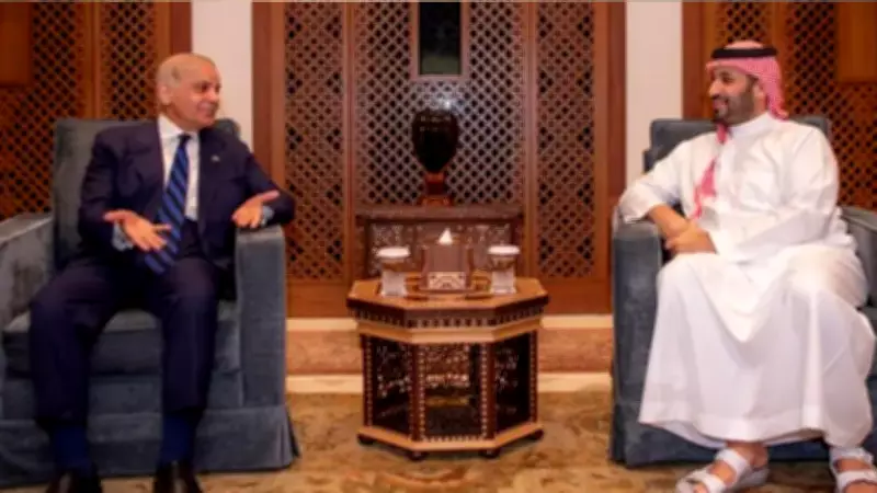 Pakistan Navigates Diplomatic Tightrope Between Tehran, Riyadh, and Washington