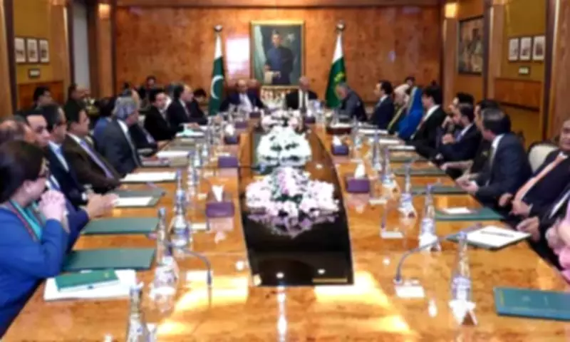 Provinces Reject Smart Lockdown, Vow Austerity in National Meeting