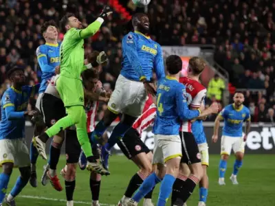 Wolves Stage Dramatic Comeback to Secure Draw Against Brentford in Premier League