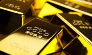 Gold Prices Continue Downward Trend in Pakistan and Global Markets