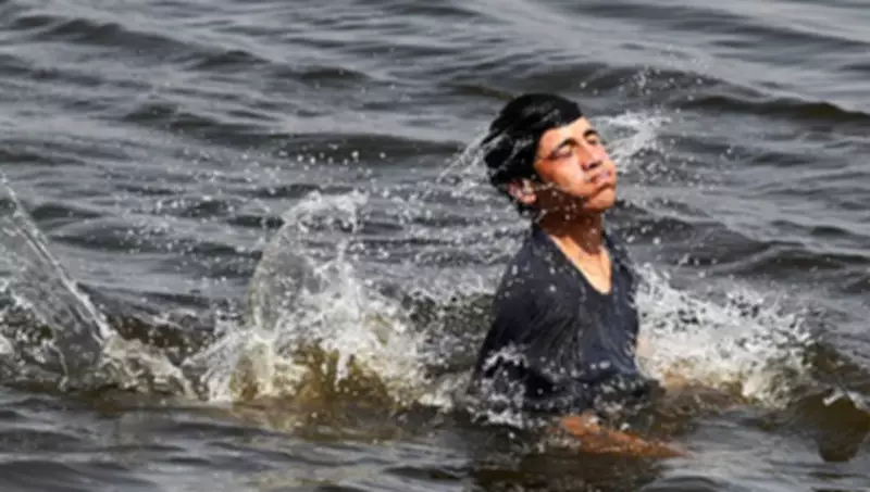 Karachi Heat Index Hits 44°C as Sindh Swelters Under Heatwave