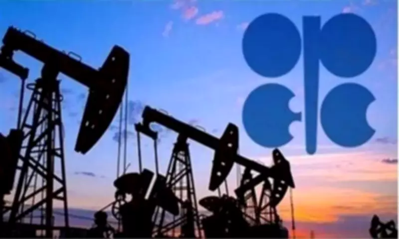 Oil Surges Nearly 3% as US-Iran Peace Talks Hit Impasse