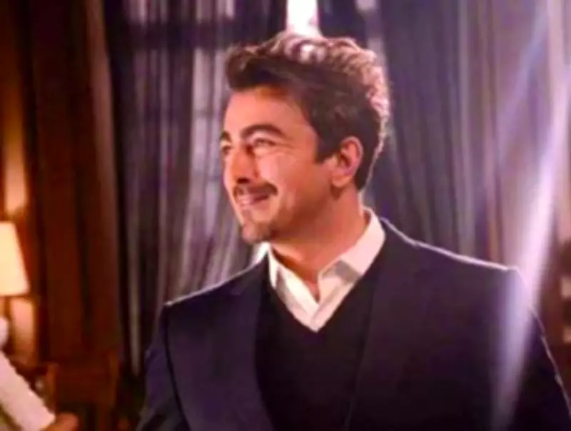 Shaan Shahid Criticizes Comfort Zones, Calls for Riskier Roles in Pakistani Cinema
