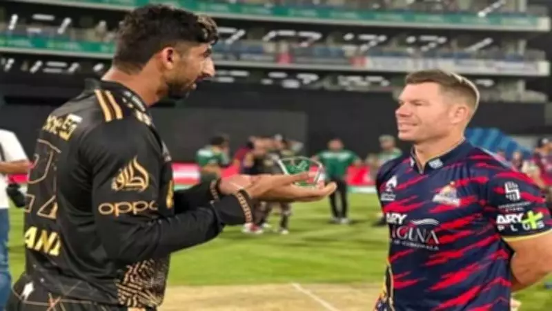 Warner's thoughtful gesture wins hearts, Dahani receives surprise PSL gift