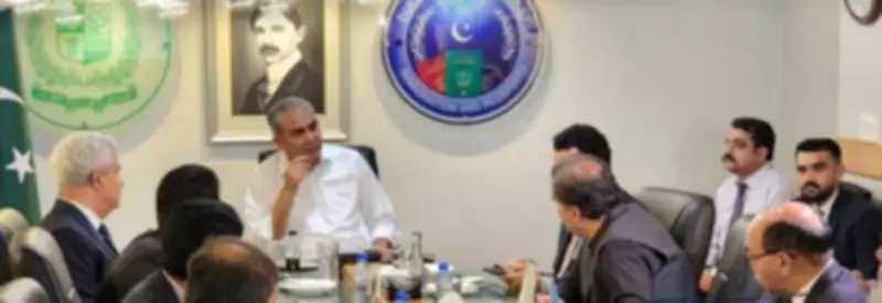Pakistan Cuts Passport Delivery Time to 14 Days, Introduces Cashless System