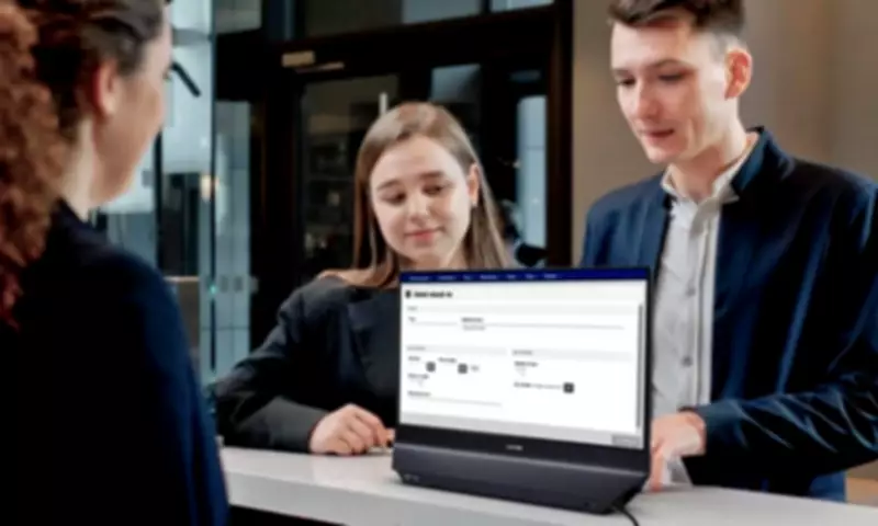 Philips Unveils Dual-Sided Display with Screen on Both Sides