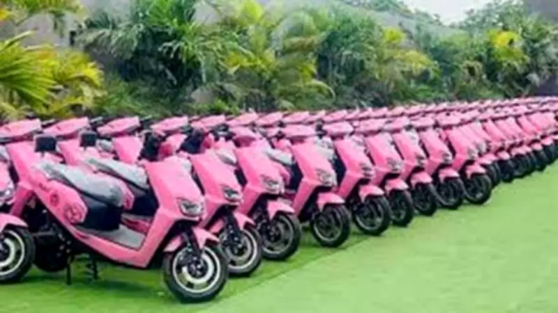 Sindh Expands Women's EV Scooter Scheme with 1,000 New Units and Intercity Bus Network