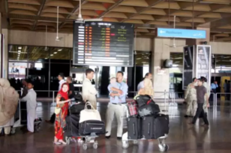 US Tightens Green Card Rules: Foreigners Must Apply from Abroad