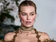 Margot Robbie's Hairy Armpit Scene Scrapped from Wuthering Heights
