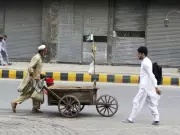 Murree Imposes Daily Tax on Street Vendors to Regulate Business