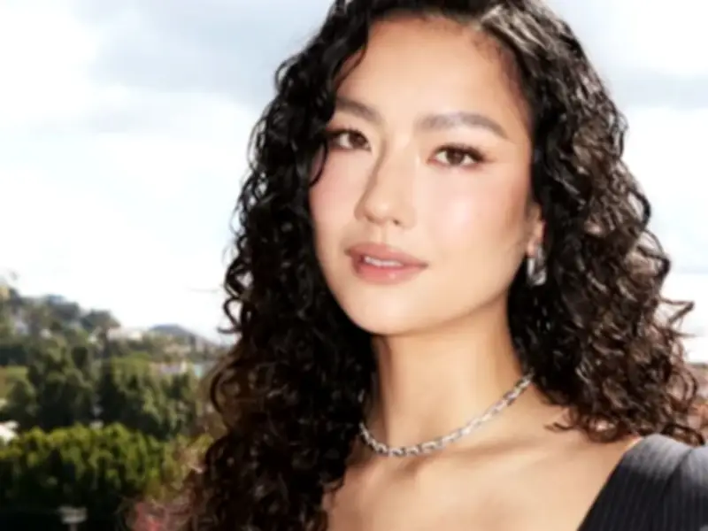 Adeline Rudolph Joins Netflix's 13 Going on 30 Reboot Cast