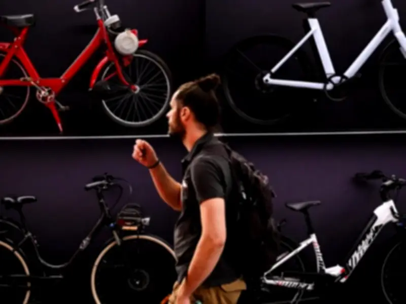 AI Enters Cycling World: Smart E-Bikes, Safety Alerts, and Automated Insurance