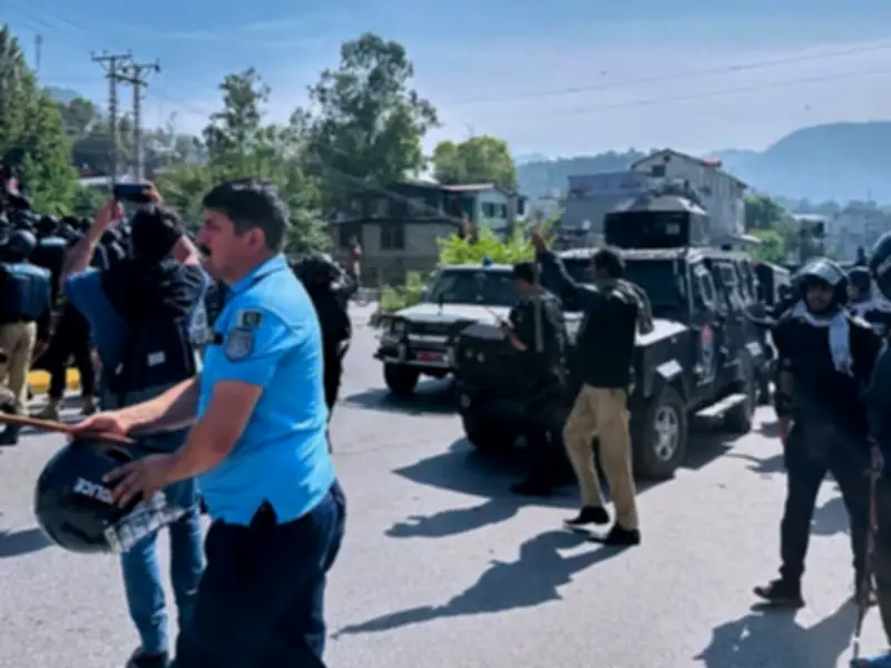 AJK Police Arrest 72 in Crackdown on Banned JAAC Ahead of June 9 Protest