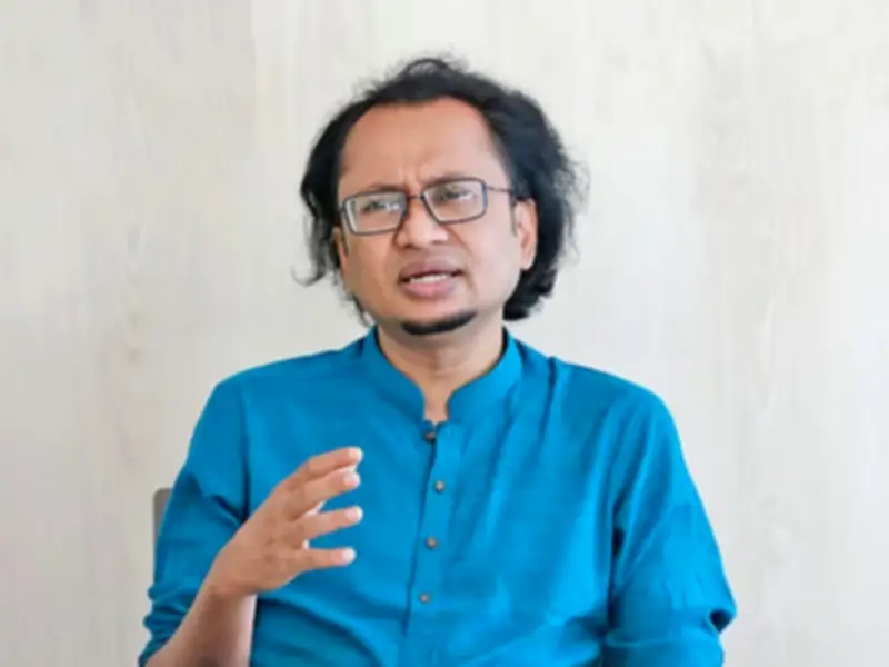 Bangladesh Summons Indian Envoy Over Adviser's Detention at Delhi Airport