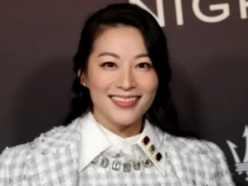 British Airways Loses Arden Cho's Luggage Days Before Wedding
