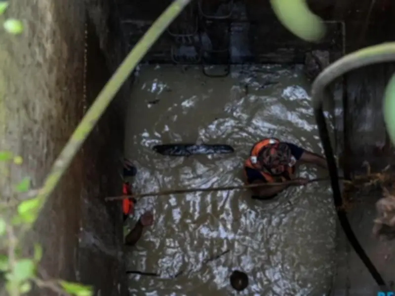 Child Missing After Falling into Sewage Drain in Rawalpindi