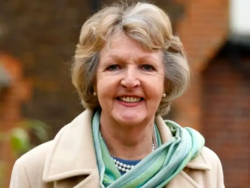 Dame Penelope Keith, Star of The Good Life and To the Manor Born, Dies at 86