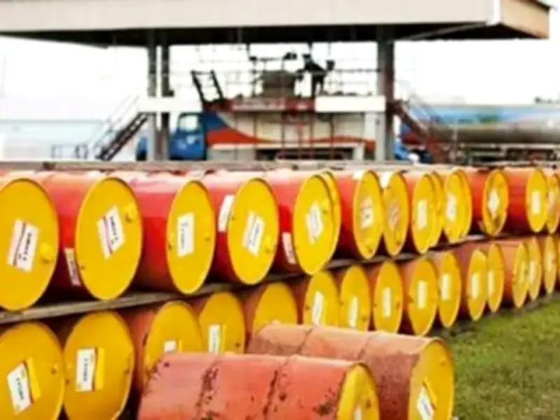 Emergency meeting called as oil industry faces Rs104bn loss from pricing formula change